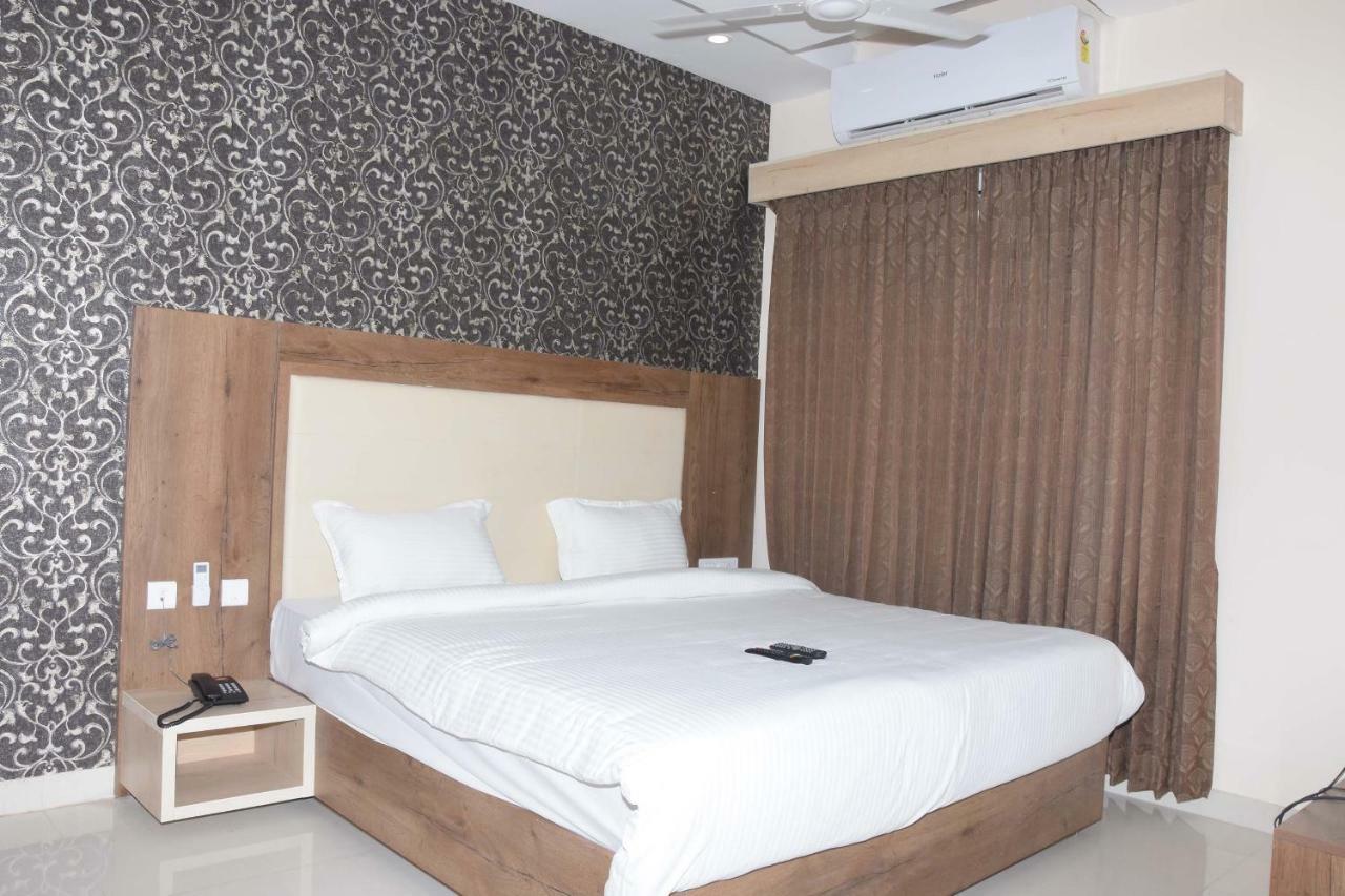 Salem Regency - A Business Stay Экстерьер фото