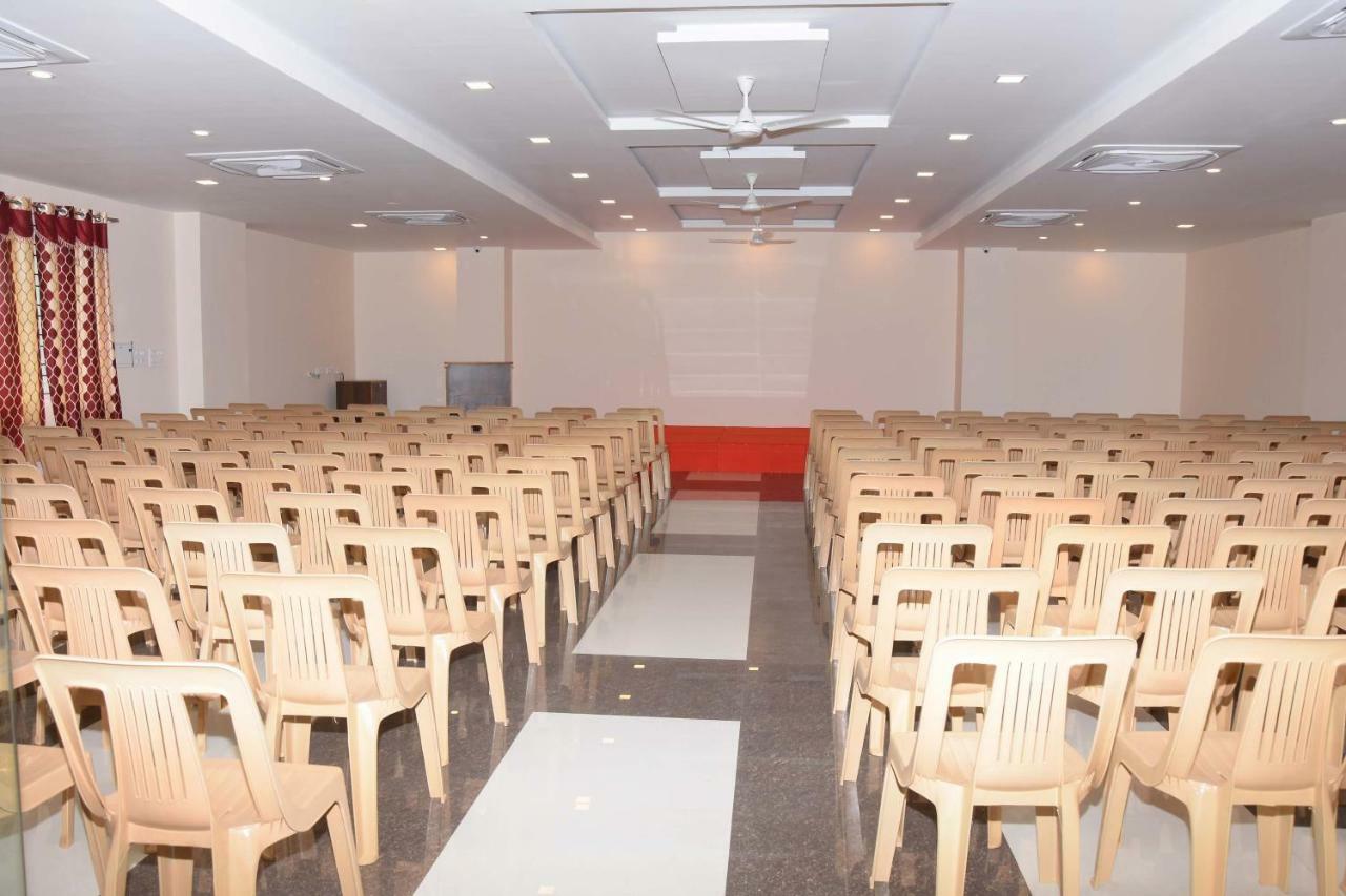 Salem Regency - A Business Stay Экстерьер фото