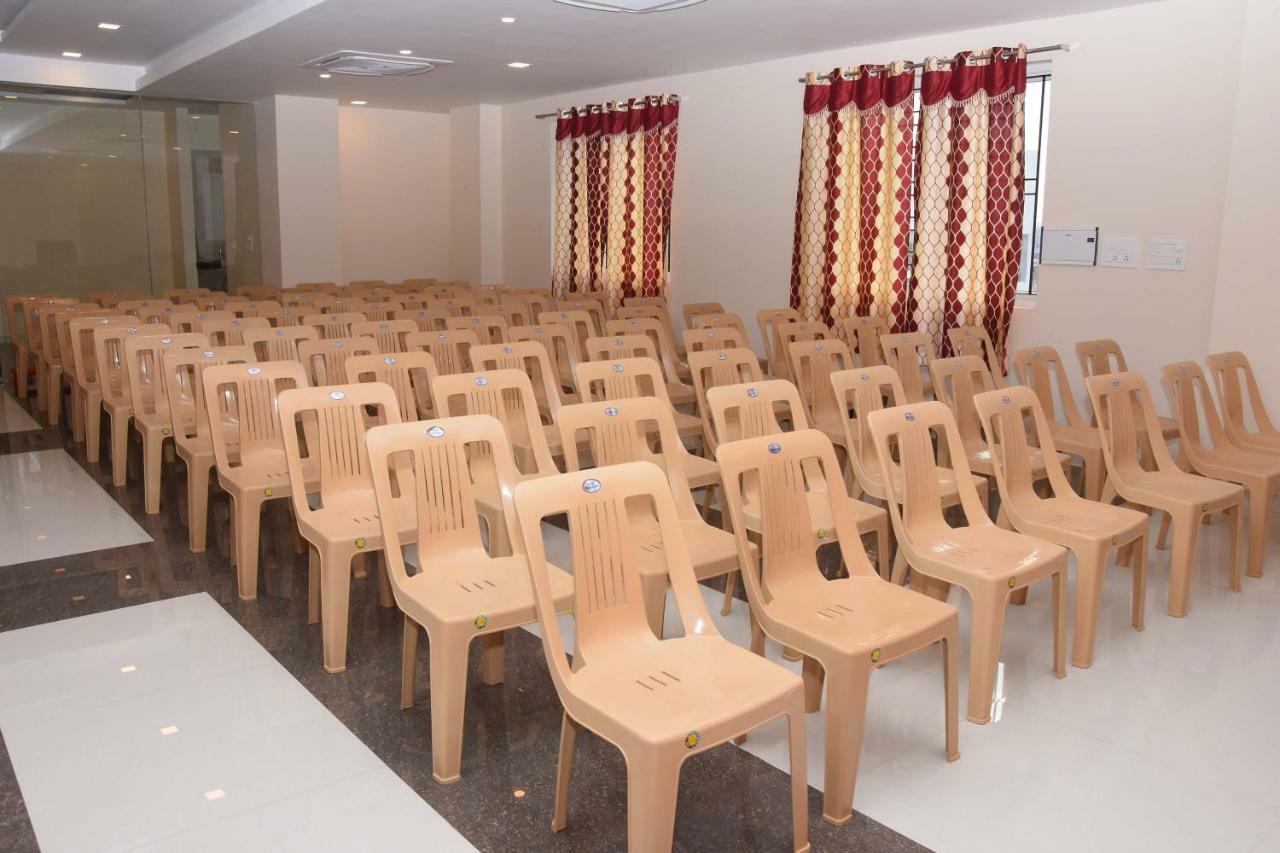 Salem Regency - A Business Stay Экстерьер фото